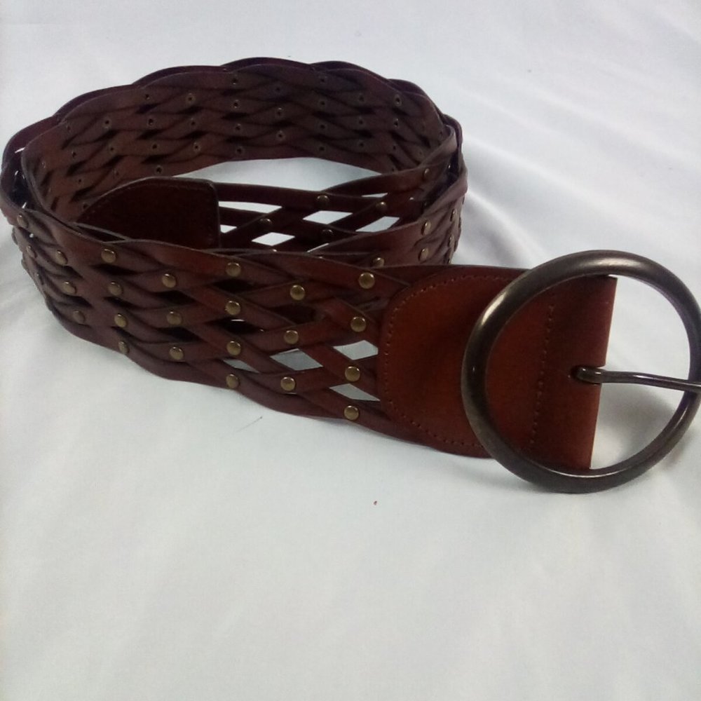 Genuine Leather Belt with Gold Studding L/XL Woven Design